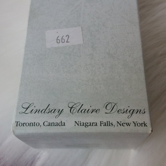 Lindsay Claire Designs Napkin Rings Set of 4 - Picture 4 of 5